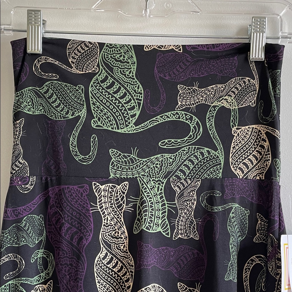 LuLaRoe Maxi Skirt in Black with Cat Pattern, witchy whimsy goth - Picture 3 of 10